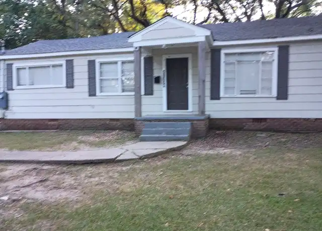 Property at 4149 Cedar St, Jackson, MS, 39206, 4 beds, 2 baths, [object Object]