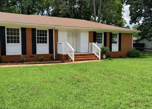 Property at 3019 Greenhill Dr NW, Huntsville, AL, 35810, 3 beds, 2 baths, [object Object]