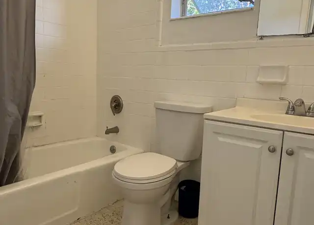 Property at 882 NW 2nd St Unit 882, Miami, FL, 33128, 2 beds, 1.5 baths, [object Object]