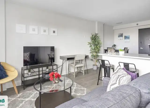 Property at 305 Dr Martin Luther King Jr St S, Saint Petersburg, FL, 33705, 0 beds, 1 bath, [object Object]