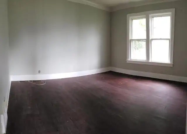 Property at 285 Auburn Ave Unit 4 UPPER, Buffalo, NY, 14213, 1 bed, 1 bath, [object Object]
