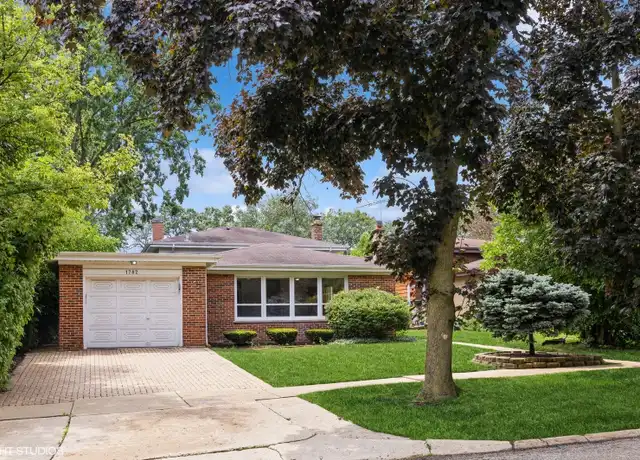 Property at 1782 Richfield Ave, Highland Park, IL, 60035, 3 beds, 2 baths, [object Object]