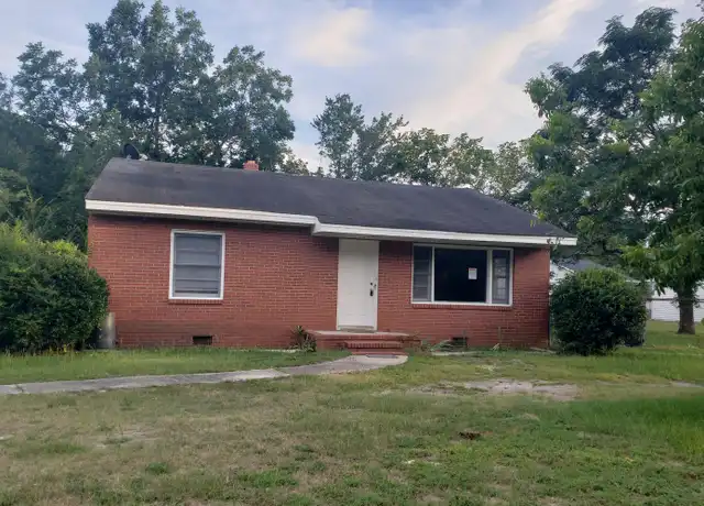 Property at 4525 Cameron Rd, Hope Mills, NC, 28348, 3 beds, 1 bath, [object Object]