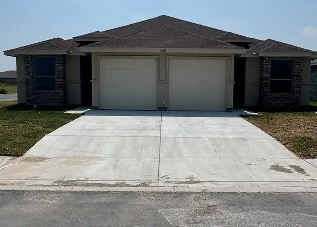 Property at 1001 Julia St Unit A&B, Harlingen, TX, 78550, 3 beds, 2 baths, [object Object]
