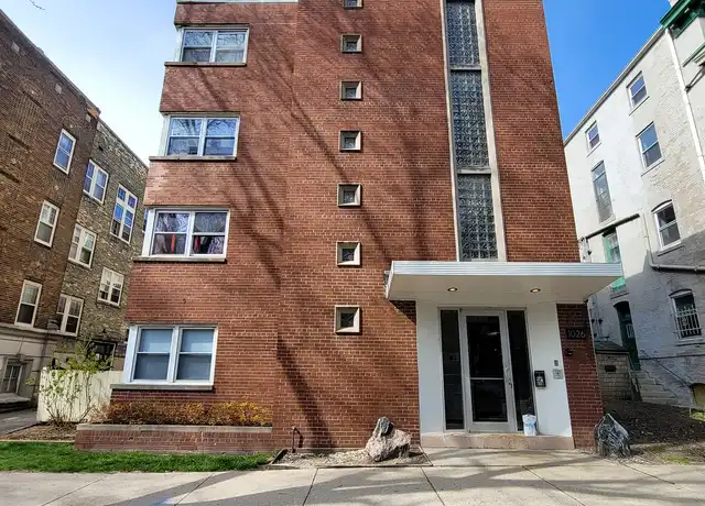 Property at 1026 Lyon - 1026 E Lyon St, Milwaukee, WI, 53202, 0 beds, 1 bath, [object Object]