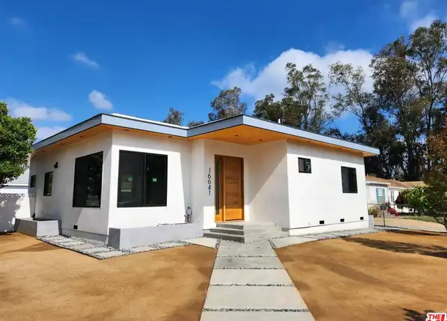 Property at 16641 McCormick St, Encino, CA, 91436, 2 beds, 2 baths, [object Object]