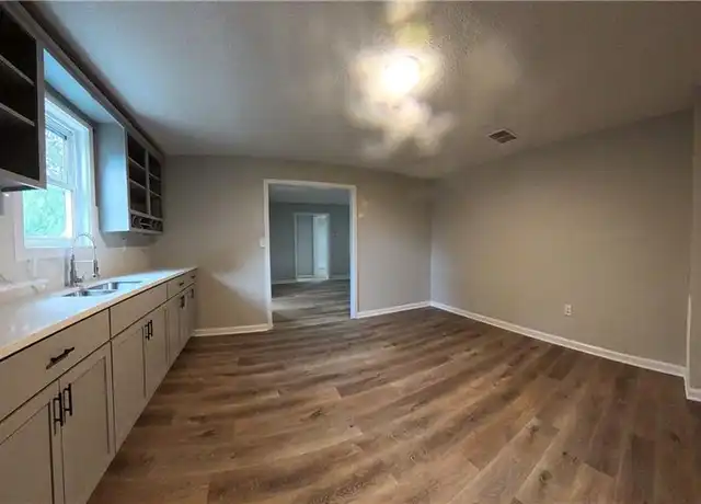 Property at 4770 Railroad Ave Unit 3, Shawnee, KS, 66226, 3 beds, 1 bath, [object Object]