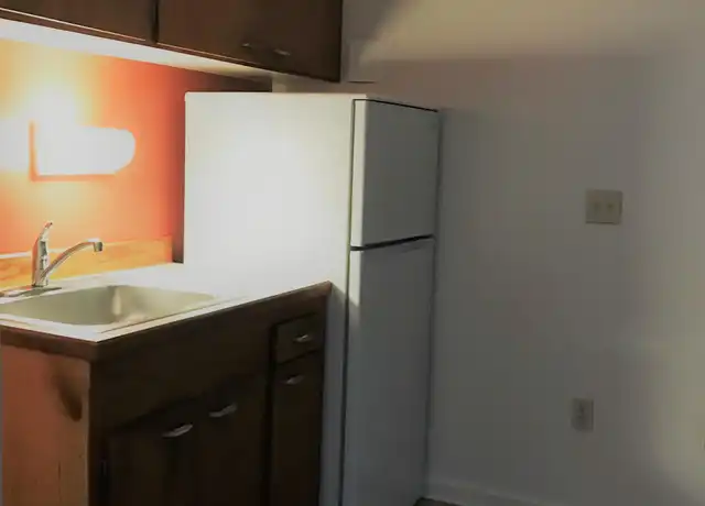 Property at 5215 15th Ave NE, Seattle, WA, 98105, 0 beds, 1 bath, [object Object]