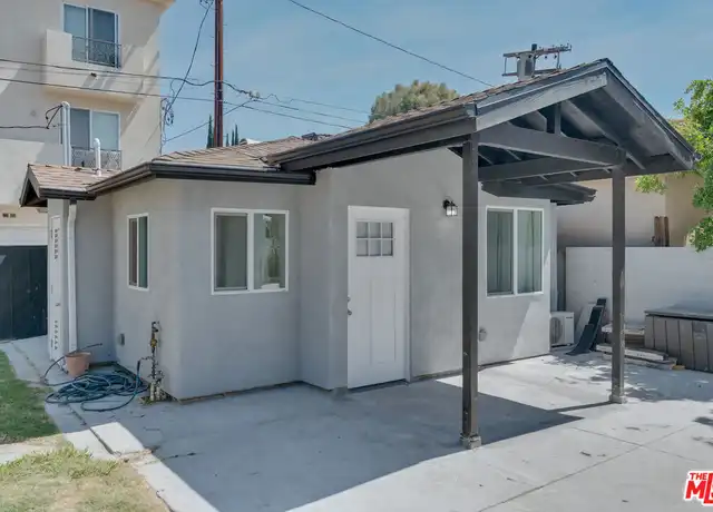 Property at 15011 Hartsook St, Sherman Oaks, CA, 91403, 1 bed, 1 bath, [object Object]