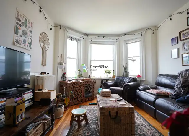 Property at 1302 Commonwealth Ave Unit 34, Allston, MA, 02134, 1 bed, 1 bath, [object Object]