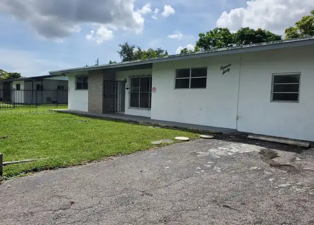 Property at 1160 NE 200th Ter, Miami, FL, 33179, 6 beds, 2 baths, [object Object]