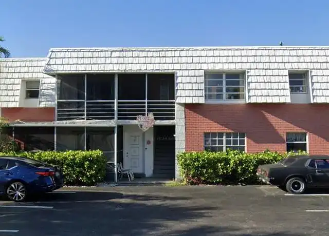 Property at 1924 NE 26th St #1, Wilton Manors, FL, 33305, 2 beds, 1.5 baths, [object Object]
