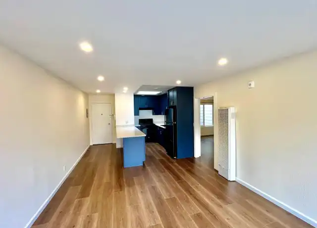 Property at 1746 Page St Unit 4, San Francisco, CA, 94117, 2 beds, 1 bath, [object Object]