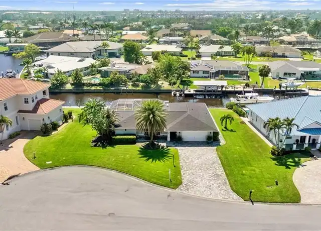 Property at 858 Hatchee Vista Ln, Fort Myers, FL, 33919, 3 beds, 2 baths, [object Object]