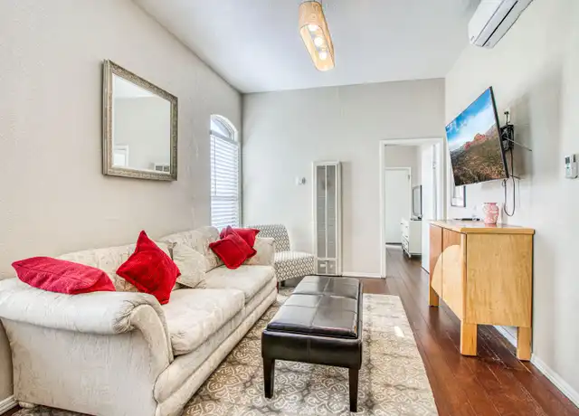 Property at 702 Myrtle Ave Unit 2-B, El Paso, TX, 79901, 1 bed, 1 bath, [object Object]