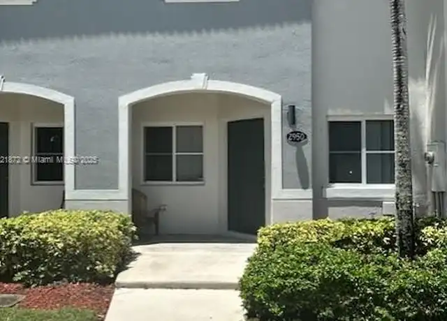 Property at 2950 SE 15th Ter, Homestead, FL, 33035, 2 beds, 2.5 baths, [object Object]
