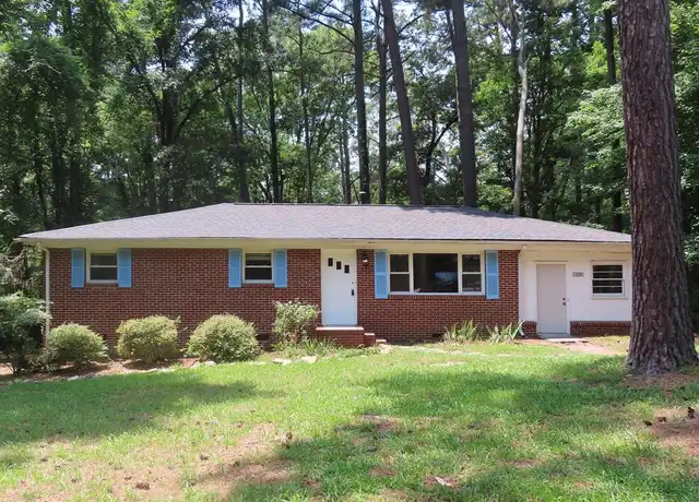 Property at 139 Windsor Cir, Chapel Hill, NC, 27516, 3 beds, 2 baths, [object Object]