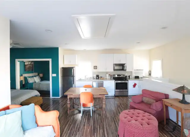 Property at 1625 Harvard St Unit B, Houston, TX, 77008, 0 beds, 1 bath, [object Object]