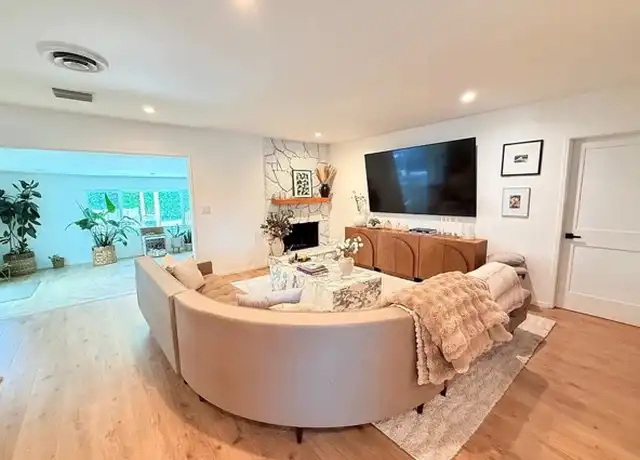 Property at 19921 Blythe St, Winnetka, CA, 91306, 4 beds, 2 baths, [object Object]