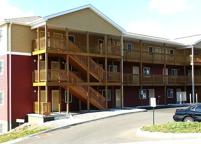 Property at 201 University Dr Unit 1, Frostburg, MD, 21532, 2 beds, 1 bath, [object Object]