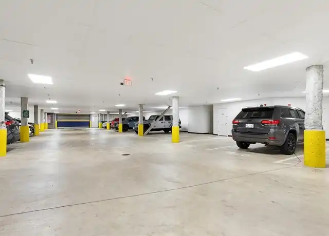 Property at 2 Inwood Dr Unit 2490C, Woburn, MA, 01801, 1 bed, 1.5 baths, [object Object]
