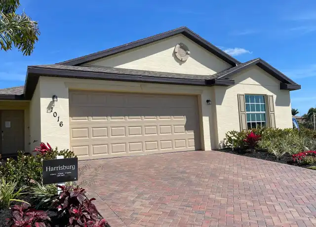 Property at 1016 Bent Creek Dr, Fort Pierce, FL, 34947, 4 beds, 2 baths, [object Object]