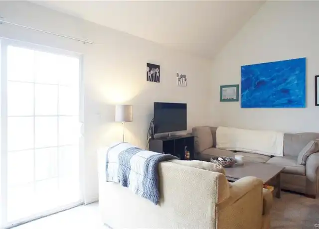 Property at 22 Ferris Ave Unit 3, Norwalk, CT, 06854, 2 beds, 1 bath, [object Object]