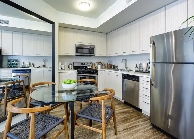 Photo of 3885 State St, Santa Barbara, CA 93105