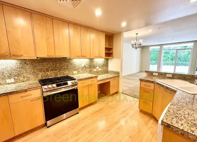 Property at 2445 NW Westover Rd #413, Portland, OR, 97210, 2 beds, 2 baths, [object Object]