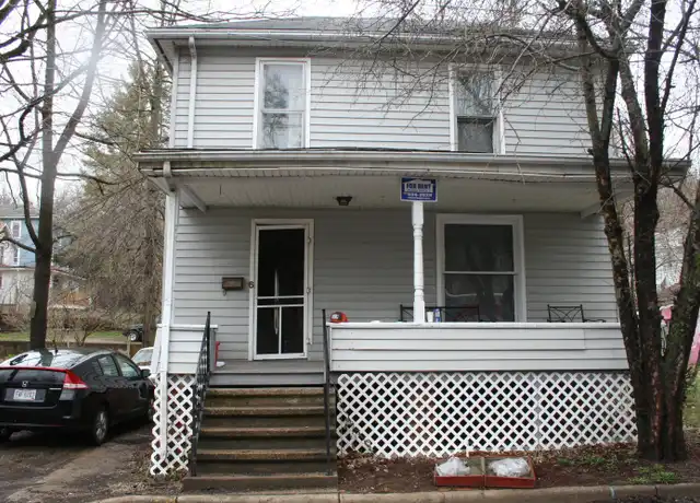 Property at 6 Brown Ave, Athens, OH, 45701, 3 beds, 1.5 baths, [object Object]