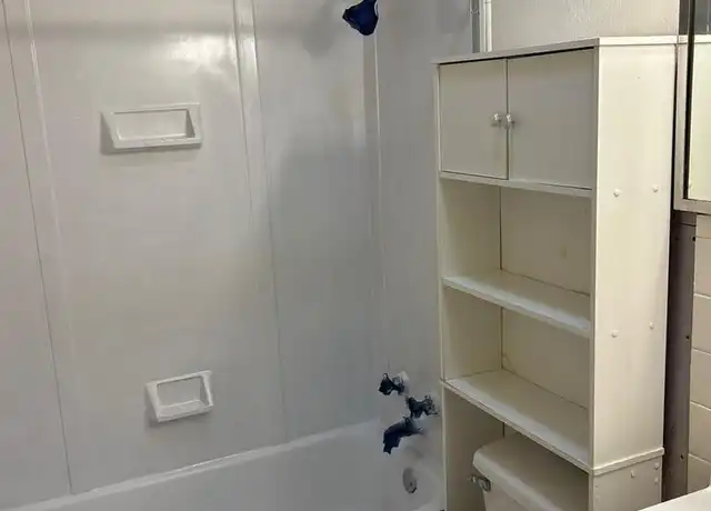 Property at 321 Riley Dr Unit 6, Bloomington, IL, 61701, 2 beds, 1 bath, [object Object]