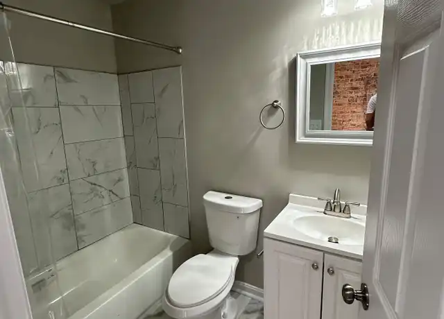Property at 827 N Milton Ave, Baltimore, MD, 21205, 2 beds, 2 baths, [object Object]
