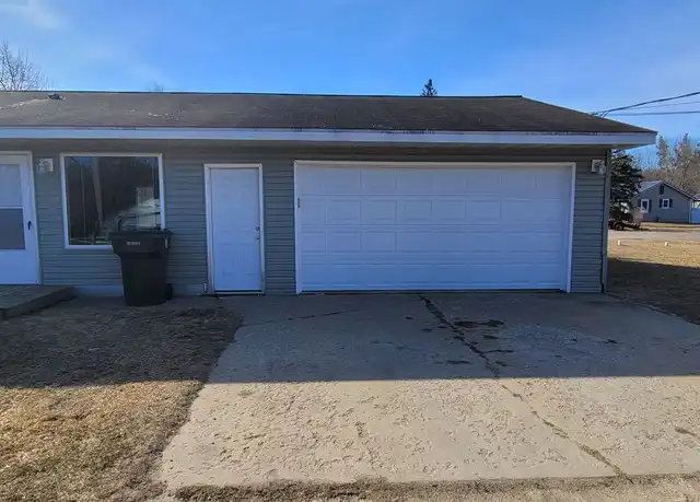 Property at 138 Inglewood St NW #2, Bemidji, MN, 56601, 2 beds, 1 bath, [object Object]