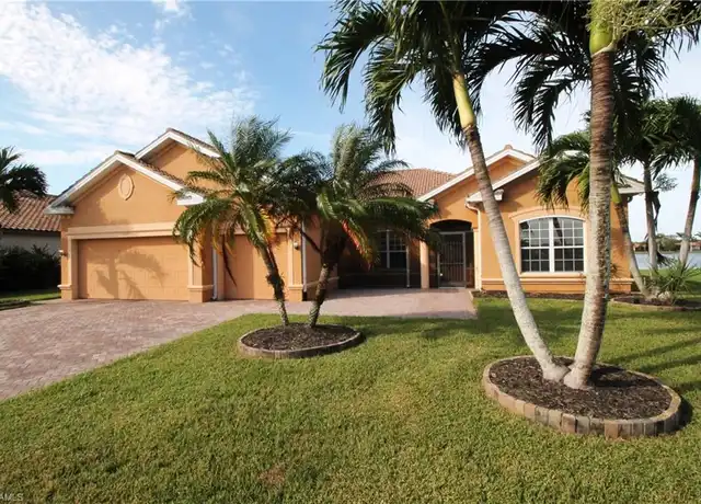 Property at 2086 Grove Dr, Naples, FL, 34120, 4 beds, 3 baths, [object Object]