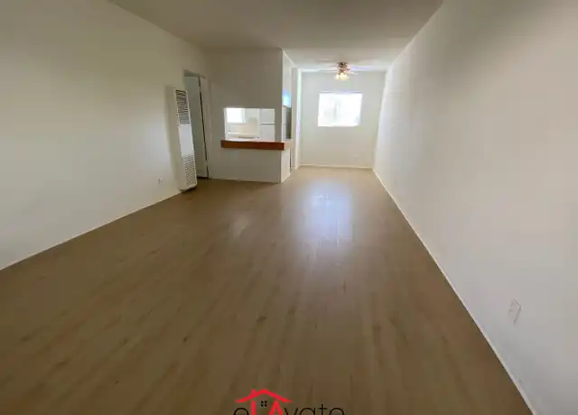 Property at 11816 Chandler Blvd, Valley Village, CA, 91607, 2 beds, 1 bath, [object Object]