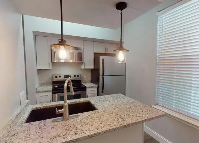 Property at 2814 Nueces St Unit 106, Austin, TX, 78705, 1 bed, 1 bath, [object Object]