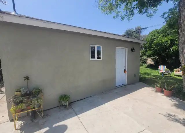 Property at 1127 Washington St Unit 2, Redlands, CA, 92374, 1 bed, 1 bath, [object Object]