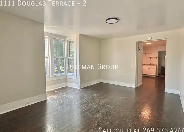 Property at 1111 Douglas Ter Unit 2, Kalamazoo, MI, 49007, 0 beds, 1 bath, [object Object]