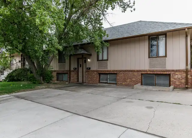 Property at 2200 Logan Ave Unit 2, Cheyenne, WY, 82001, 2 beds, 1 bath, [object Object]