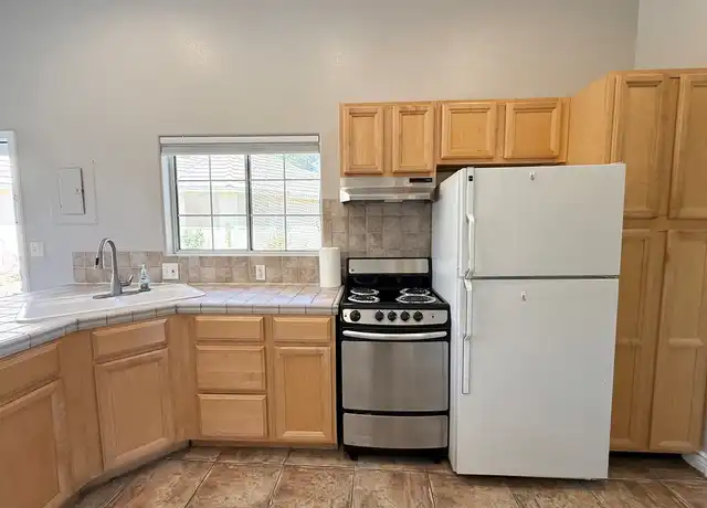 Property at 4191 Dustin Ave, Las Vegas, NV, 89120, 1 bed, 1 bath, [object Object]