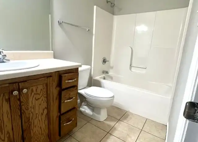 Property at 1730 Forsyth Pl Unit A, Valdosta, GA, 31602, 3 beds, 2 baths, [object Object]