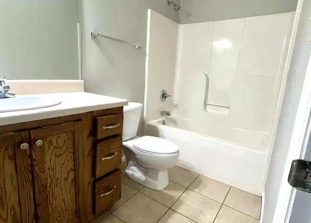 Property at 1730 Forsyth Pl Unit A, Valdosta, GA, 31602, 3 beds, 2 baths, [object Object]