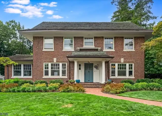 Property at 43 Ardsley Rd, Montclair, NJ, 07042, 5 beds, 3.5 baths, [object Object]