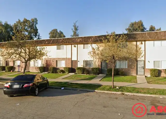 Property at 1400 Kern St #4, Bakersfield, CA, 93305, 2 beds, 1.5 baths, [object Object]