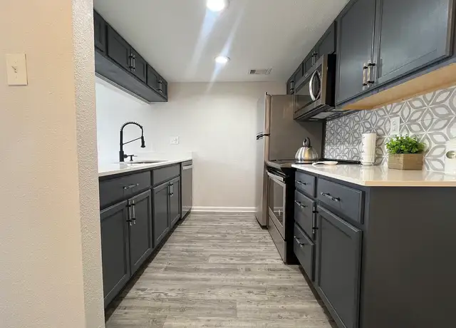 Photo of 1200 Sunrise Rd, Round Rock, TX 78664