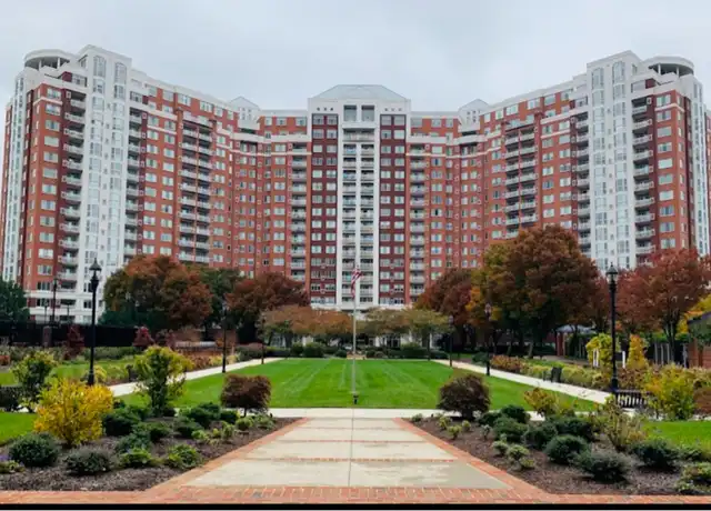 Property at 5809 Nicholson Ln #514, Rockville, MD, 20852, 2 beds, 2 baths, [object Object]