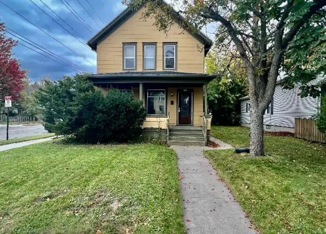Property at 2129 N 8th St, Sheboygan, WI, 53081, 3 beds, 1 bath, [object Object]