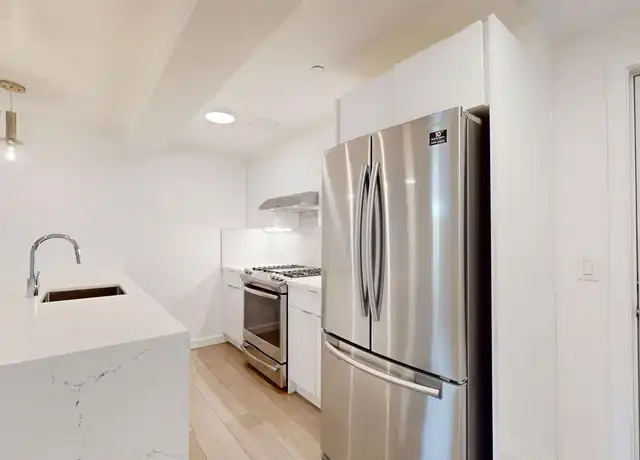 Property at 756 Page St Unit 10, San Francisco, CA, 94117, 4 beds, 3 baths, [object Object]
