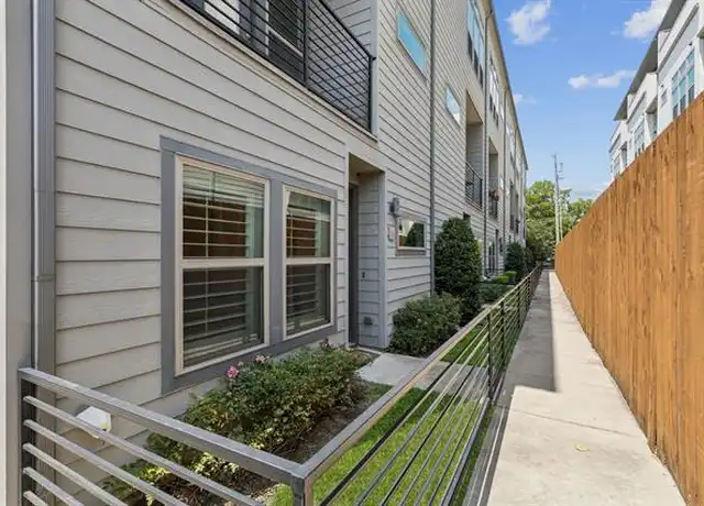 Property at 4226 Roseland Ave #206, Dallas, TX, 75204, 2 beds, 2.5 baths, [object Object]