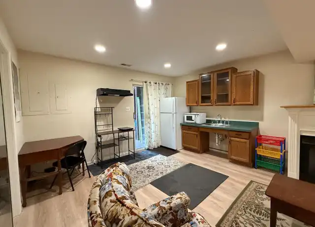 Property at 35875 Devon Park Sq Unit BASEMENT ONLY, Round Hill, VA, 20141, 1 bed, 1 bath, [object Object]